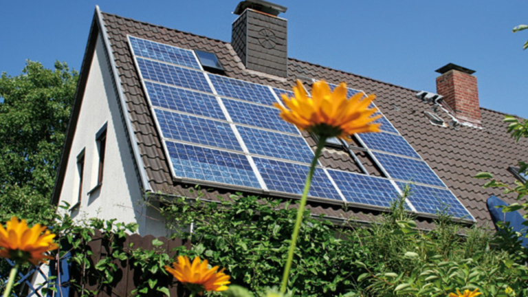 panel-solar-mantenimiento